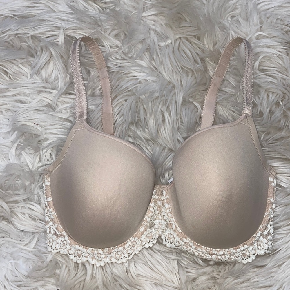 WACOAL embrace lace T-shirt bra